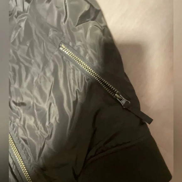 ROTHSCHILD OLIVE GREEN BOMBER JACKET FLORAL ACCENTS FIRS SIZE XL 16/ WOM… - Picture 10 of 16